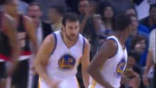 Klay Thompson verdi Andrew Bogut tamamladı