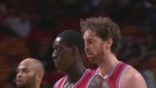 Pau Gasol sezonun 51. 'Double-Double'ına ulaştı