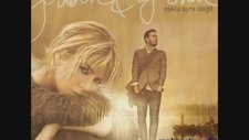Gülben Ergen ft. Oğuzhan Koç - Aşkla Aynı Değil