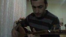 Bağlama ile Hotel California Çalmak