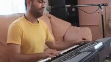 Umut Açıkgöz - Gideceğim Bu Ellerden