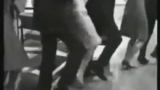 Penguen Dansı - Fransa (1956)
