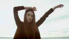 Moonbeam & Indifferent Guy feat Eva Pavlova - Follow Me