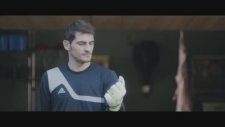 Messi ve Ronaldo Uzaylılara Karşı