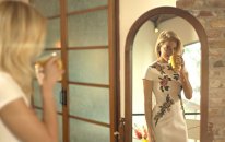 Burcu Esmersoy Lipton Teatox'la buluşuyor!