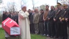 İntihar Eden Asteğmen Dualarla Defnedildi