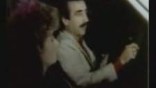 Çılgınca Zevk Veren Disko Müzikleri Seven Kadın