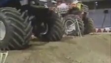 Canavar Kamyonlar - Monster Jam