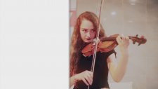 Liselinin Müzik Aşkı - Enstrümanım Keman