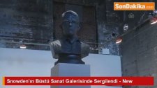 Snowden'ın Büstü Sanat Galerisinde Sergilendi - New