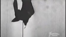 Harry Houdini - Deli Gömleğinden Kurtulma İlüzyonu
