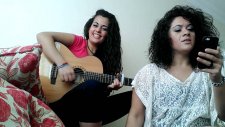 Şurda Bir Tren Geçiyor Ki (Kızların Gitarlı Yorumu)