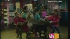 Weather Girls - It's Raining Man