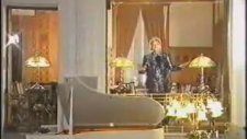 Zeki Müren - Seneler Ne Olur (1987 Yılbaşı)