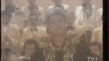 Zeki Müren - Alkışlarla Yaşıyorum (Orjinal Klip)