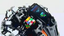 5 Saniyede Rubik Küpü Çözen Alet