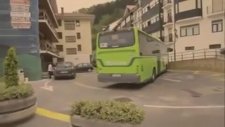 Otobüsle U Dönüşünde Harika Sistem