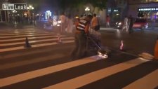 Yaya Geçidi Çizgileri Nasıl Çizilir?