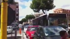 Francesco Totti - Balkondaki Lazio Taraftarına Ayar Vermek