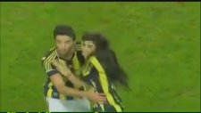 Sahaya İnen Fenerbahçeli Kadın Taraftar