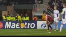 Ceza Sahası Dışından Rövaşata Golü 2 - Philippe Mexes