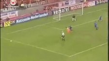 Ruud van Nistelrooy'dan Tarihi Ayar