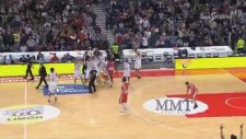 Bakmadan 3'lük Atmak - Felipe Reyes