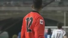 Degaj ile 90 Metreden Gol Atan Kaleci !