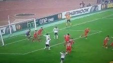 Demba Ba'nın Liverpool Maçında Direkten Dönen Topu