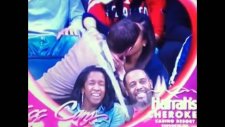 Kiss Cam anında kendinden geçen taraftar bakın ne yaptı