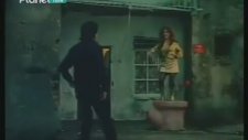 Asiye Nasıl Kurtulur? - Müjde Ar (Dans)