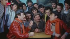 Çiçek Abbas ile Şakir'in Müthiş Kapışması - HD Restorasyonlu