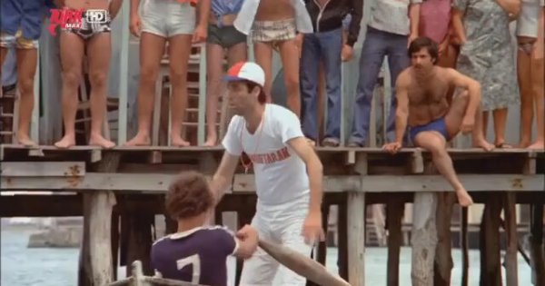 Yuzme Bilmeyen Cankurtaran Kemal Sunal Hd Izlesene Com