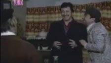Hadi Kızı Ne Yapacaksan Yap da Gel Zıbar - Nereye Bakıyor Bu Adamlar