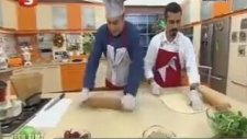 Mehmet Baransu'nun Börek Açması - Oktay Usta