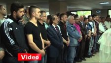 'Kırmızı Rujlu Kız' Fisun Yurdusever kansere yenildi