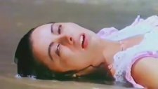Denizden Buz Gibi Gelen Türk Kızı
