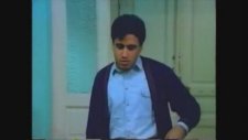 Ellere Var da Emrah'a Yok mu? - Arkadaş Arkadaşın Pezevengidir