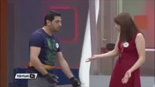 Halteri kaldıramayan yarışmacı, eşinin hışmına uğradı