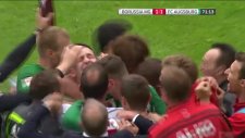 Augsburg'lu oyuncudan müthiş gol