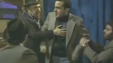 Kirli Çamaşırlarını Ortaya Dökmek
