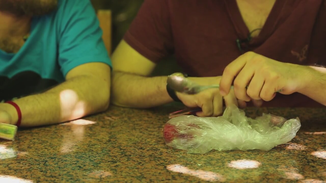Diş Beyazlatmanın Doğal Yolları Diş Beyazlatmanın Doğal Yolları