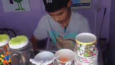 Tayland Usulü Dondurma - Sokak Lezzetleri (Yumurta Yok)