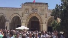 Mescid-i Aksa'ya Türk Bayrağı Asılması
