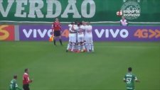 Brezilya'da kaleciyi çaresiz bırakan enfes gol
