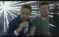 Emrah Karaduman ft. Murat Dalkılıç - Kırk Yılda Bir Gibisin