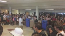 Dans Atışmasındaki Figürleri ile Kendine Hayran Bırakan Çocuk