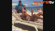 Cassano'dan arkadaşına eşek şakası!