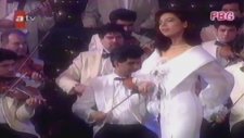 Ebru Gündeş - Tatlı Bela