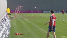Javi Martinez Antrenmanda Coştu